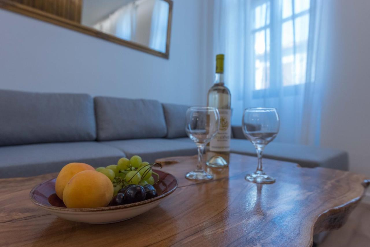 1571_Suites A1 Nafpaktos エクステリア 写真